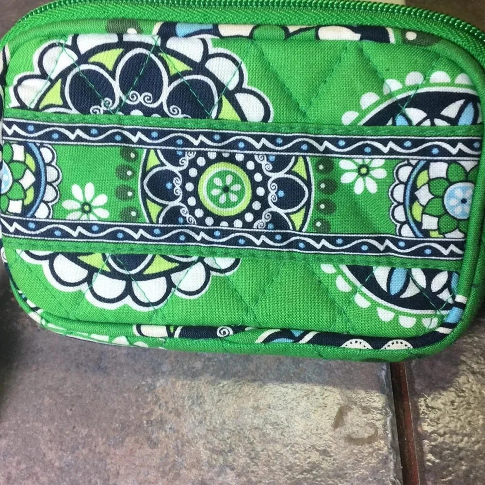 Rare* Vera Bradley Retired "Cupcakes" Wristlet